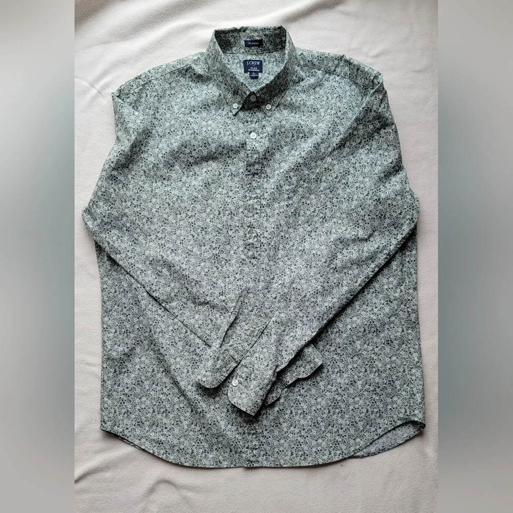 Men's Floral Patterned Shirt - Picture 2 of 9